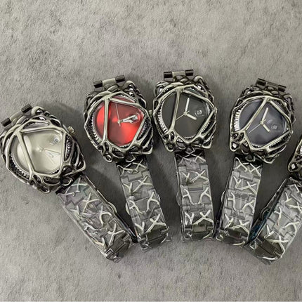 Swadeshi World European American Advanced Special-interest Design Metal Unique Watch